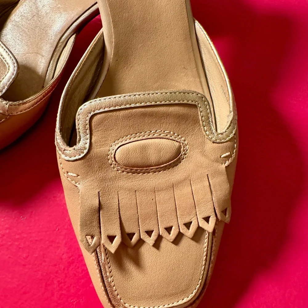 Vintage Cole Haan Beige Leather Fringed Kiltie Kitten Heel Square Toe Shoe - Picture 3 of 6